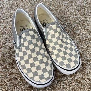 Sparkly silver metallic slip on checker vans